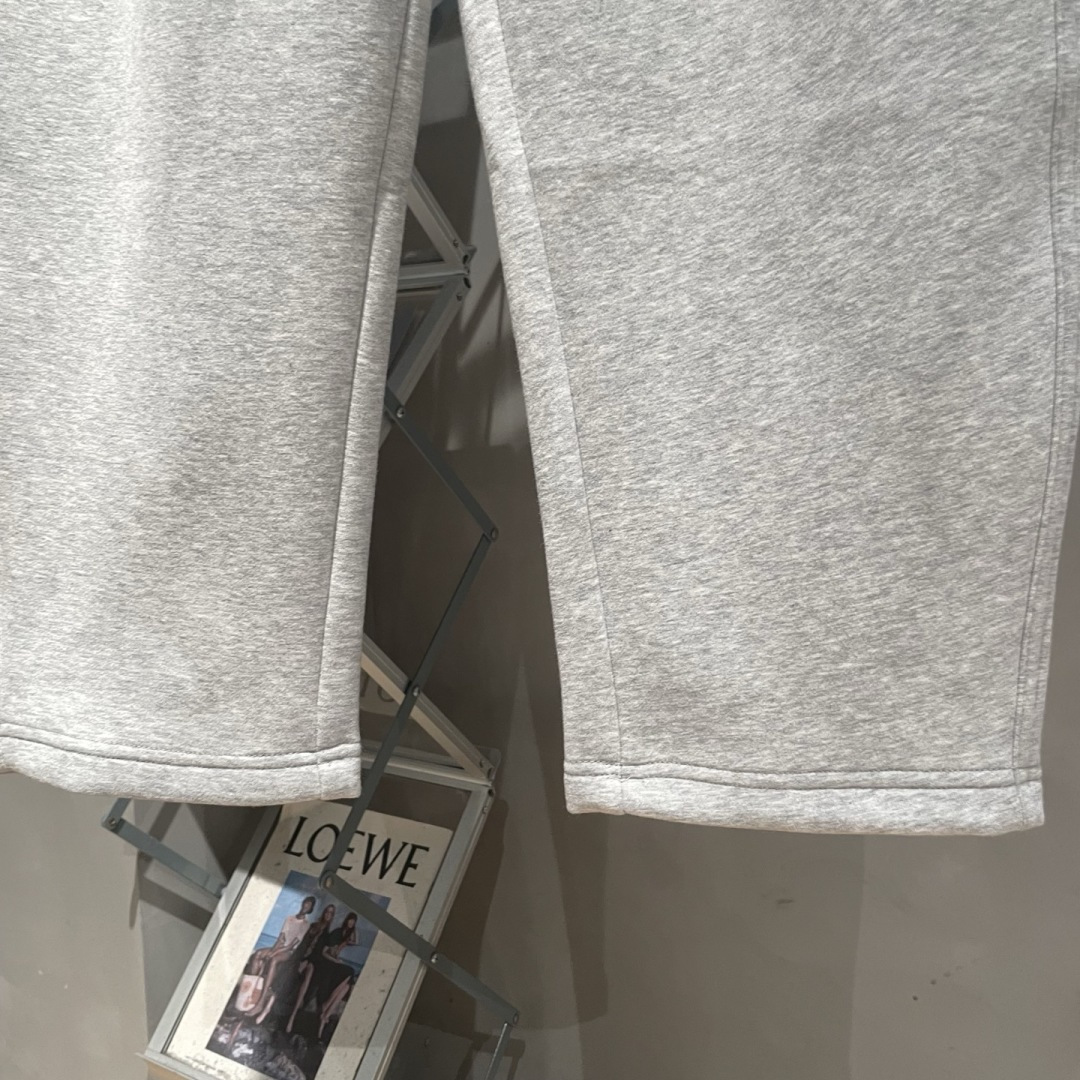 拉夫劳伦🌟秋冬新款休闲裤🆕采用优质面料，具有质感，松紧腰带设计，超级时尚洋气！码数：S-3XL 男女同款