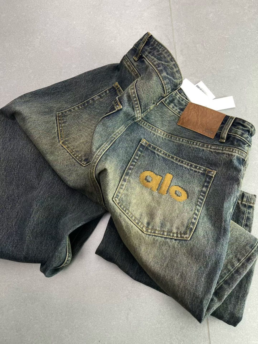 2025秋冬新款ALO 阔腿牛仔裤码数 ：S、M、L、XL