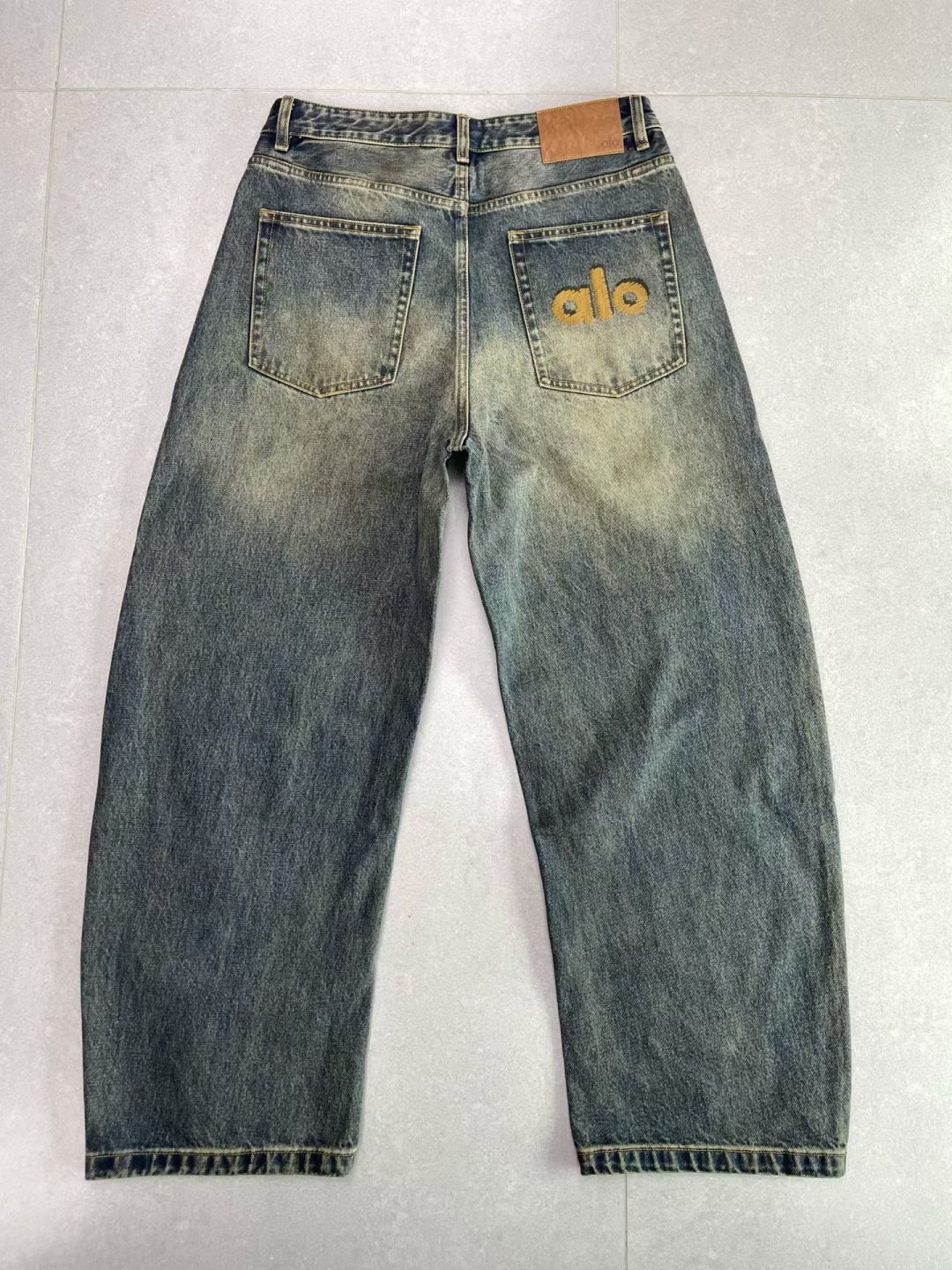 2025秋冬新款ALO 阔腿牛仔裤码数 ：S、M、L、XL