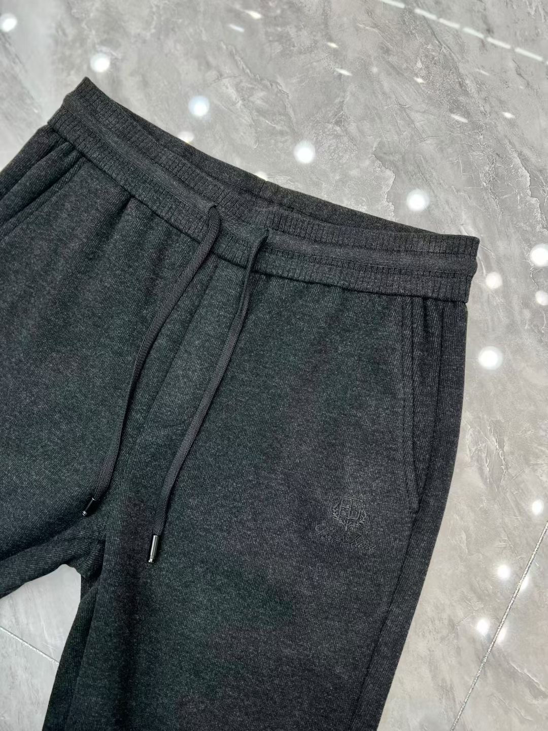 lp🆕 秋冬上新高订轻奢休闲裤 现货供应 醋酸羊毛面料 抗皱免烫 舒适0压感 贴肤穿着全无压力码数: 𝟐