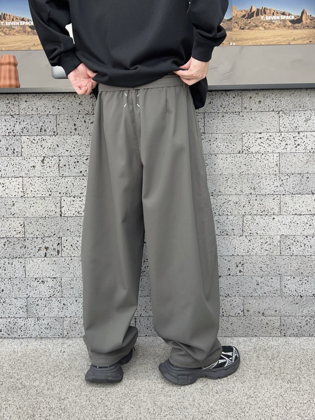 新款秋冬加绒裤子[庆祝][庆祝]码数：M-3xL颜色：黑，白，绿款号：5203-H