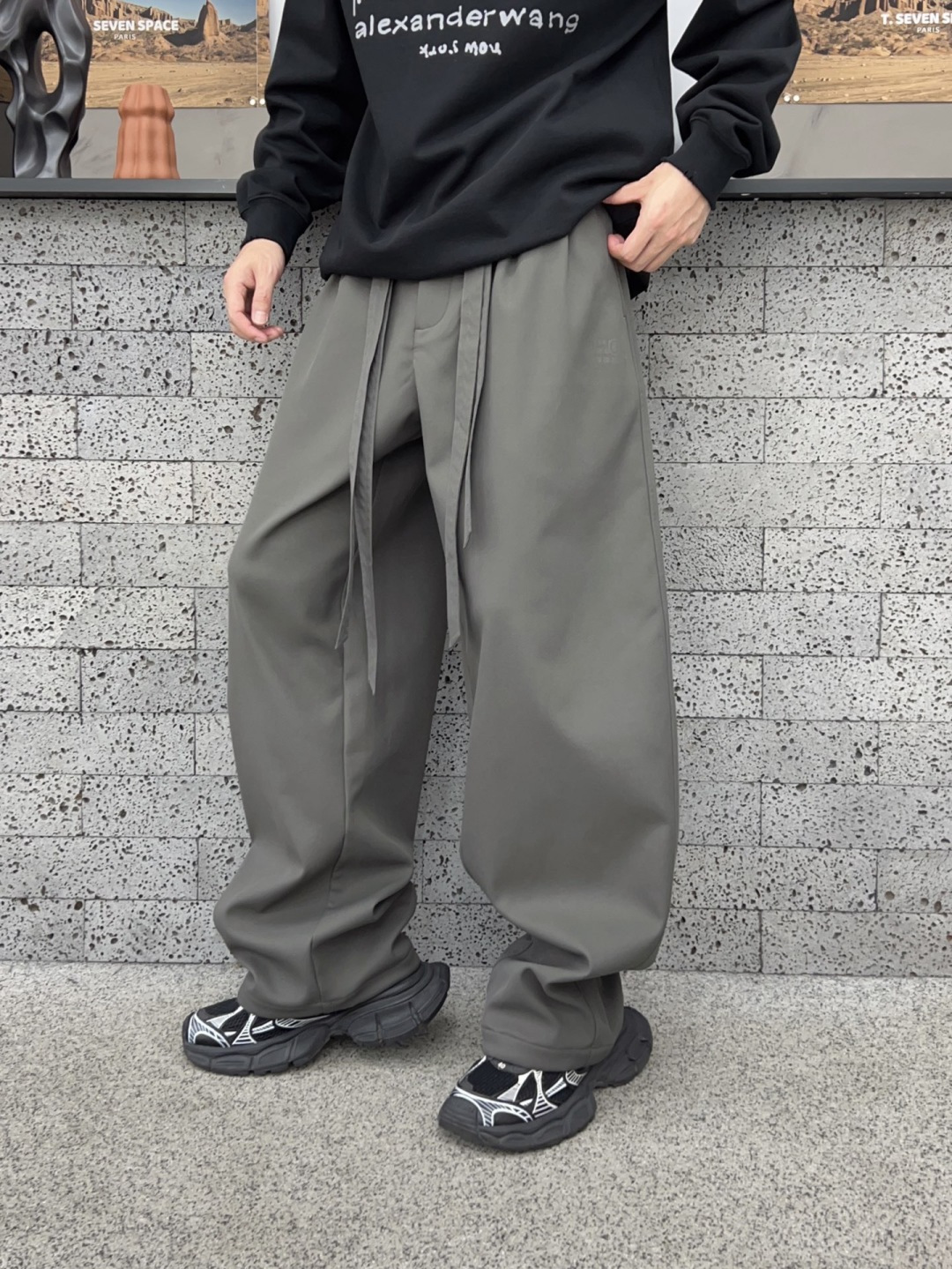 新款秋冬加绒裤子[庆祝][庆祝]码数：M-3xL颜色：黑，白，绿款号：5203-H