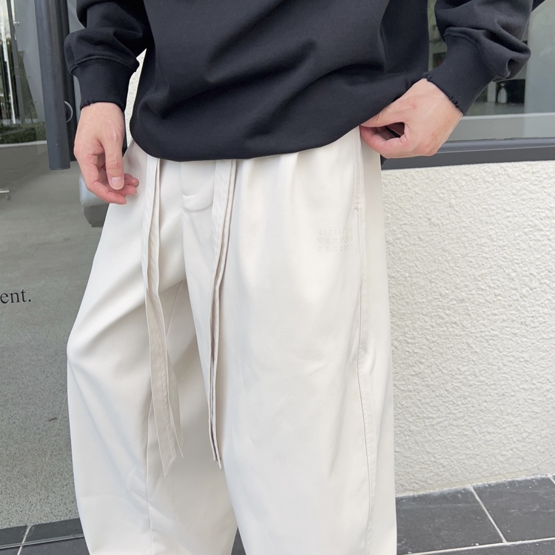 新款秋冬加绒裤子[庆祝][庆祝]码数：M-3xL颜色：黑，白，绿款号：5203-H