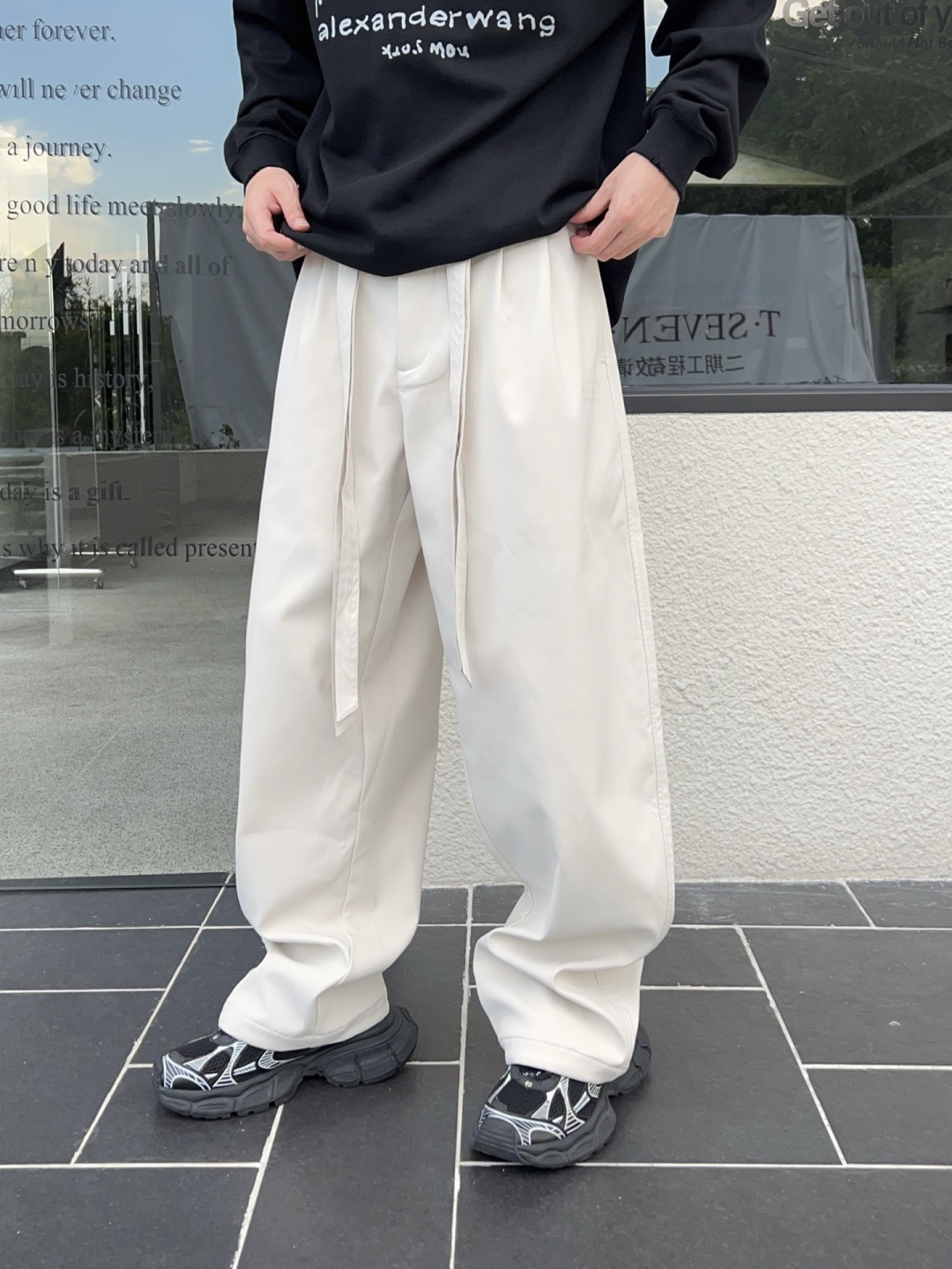 新款秋冬加绒裤子[庆祝][庆祝]码数：M-3xL颜色：黑，白，绿款号：5203-H