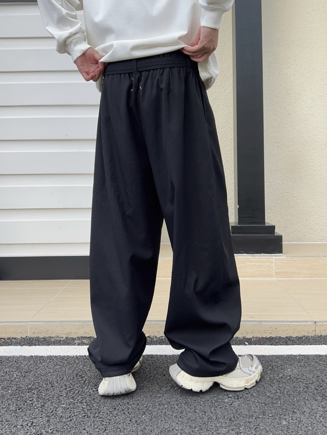 新款秋冬加绒裤子[庆祝][庆祝]码数：M-3xL颜色：黑，白，绿款号：5203-H