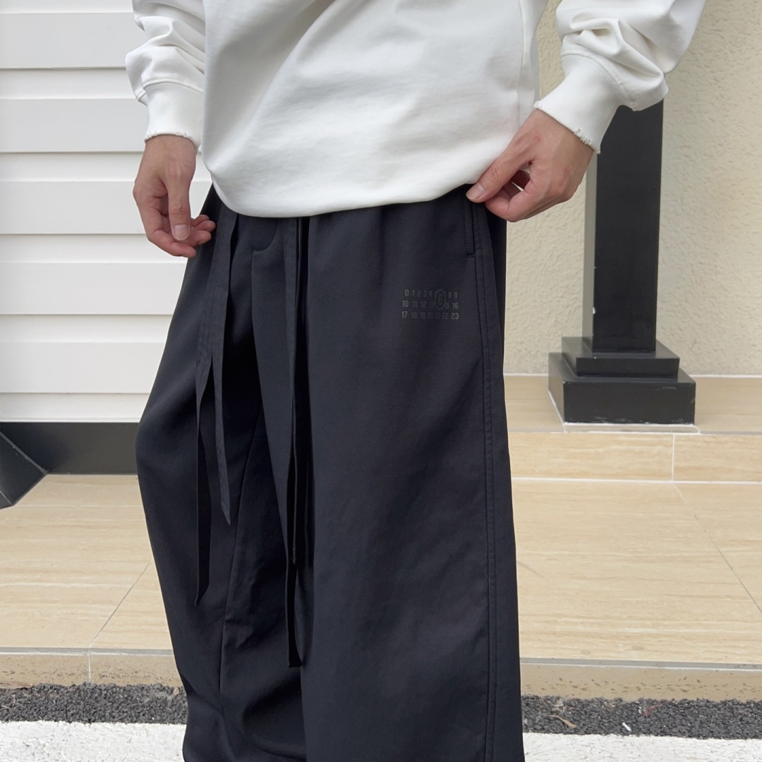 新款秋冬加绒裤子[庆祝][庆祝]码数：M-3xL颜色：黑，白，绿款号：5203-H