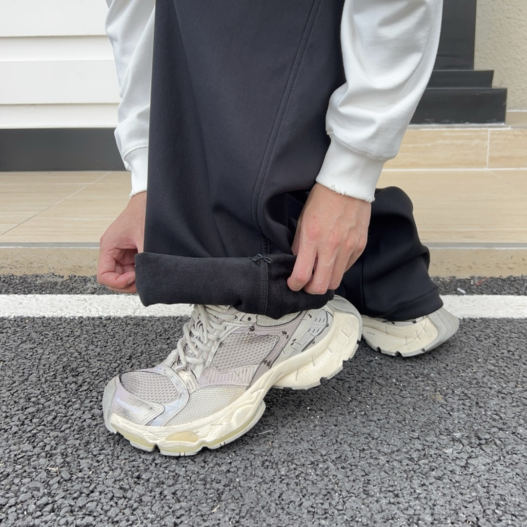 新款秋冬加绒裤子[庆祝][庆祝]码数：M-3xL颜色：黑，白，绿款号：5203-H