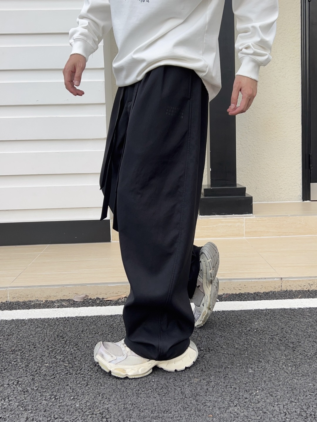 新款秋冬加绒裤子[庆祝][庆祝]码数：M-3xL颜色：黑，白，绿款号：5203-H