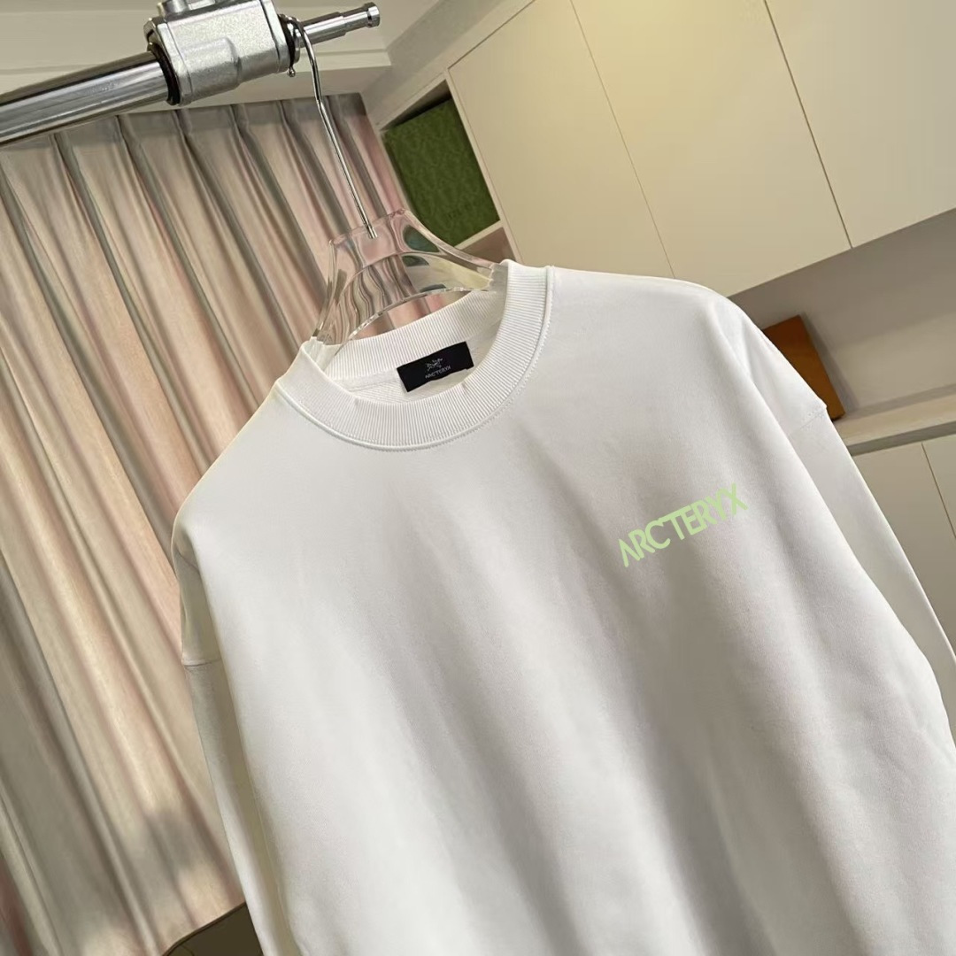 ARC'TERYX小鸟*2025秋冬新款 个性logo印花 定制面料400g 圆领卫衣 男女同款尺码：S