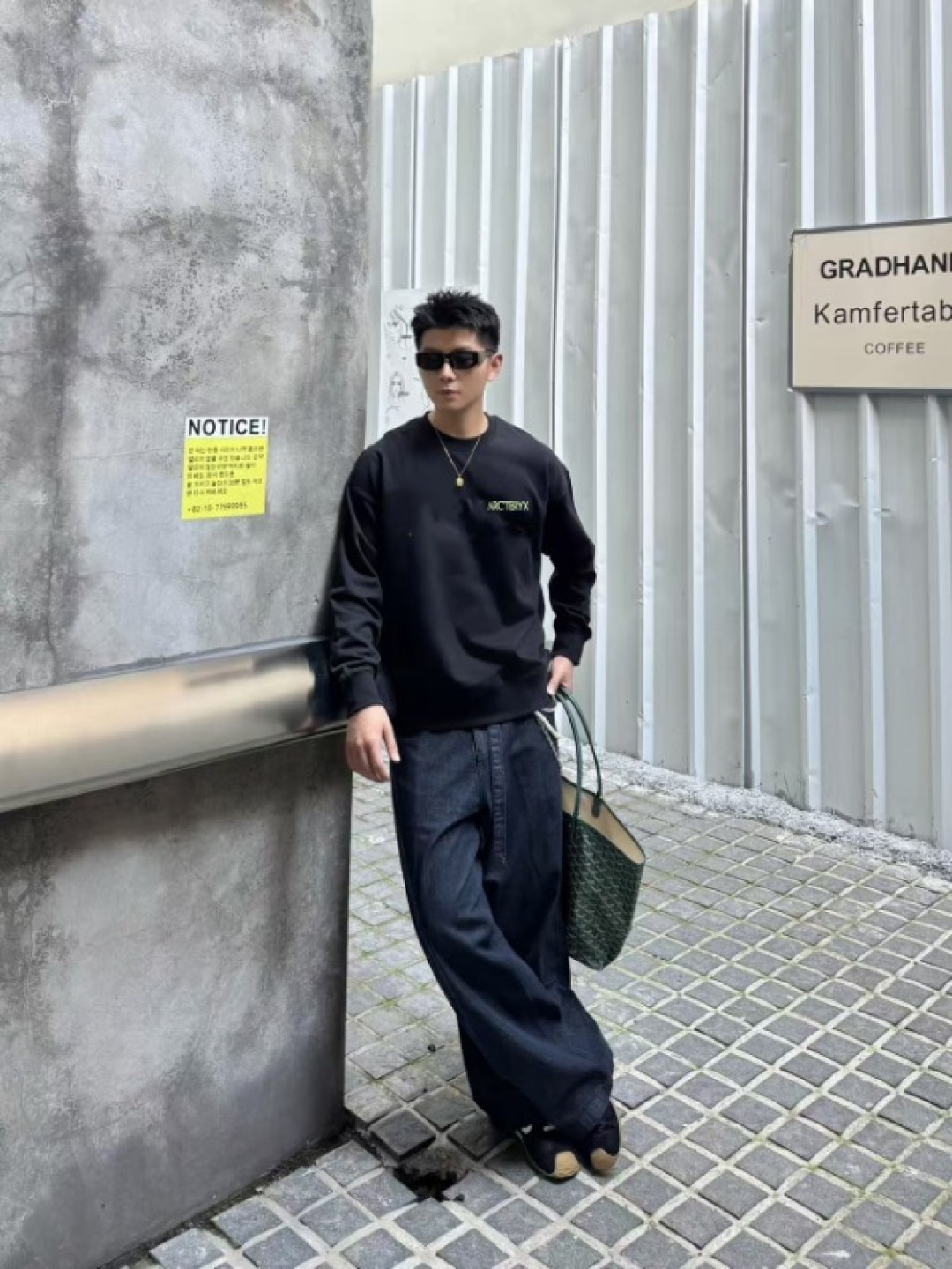 ARC'TERYX小鸟*2025秋冬新款 个性logo印花 定制面料400g 圆领卫衣 男女同款尺码：S