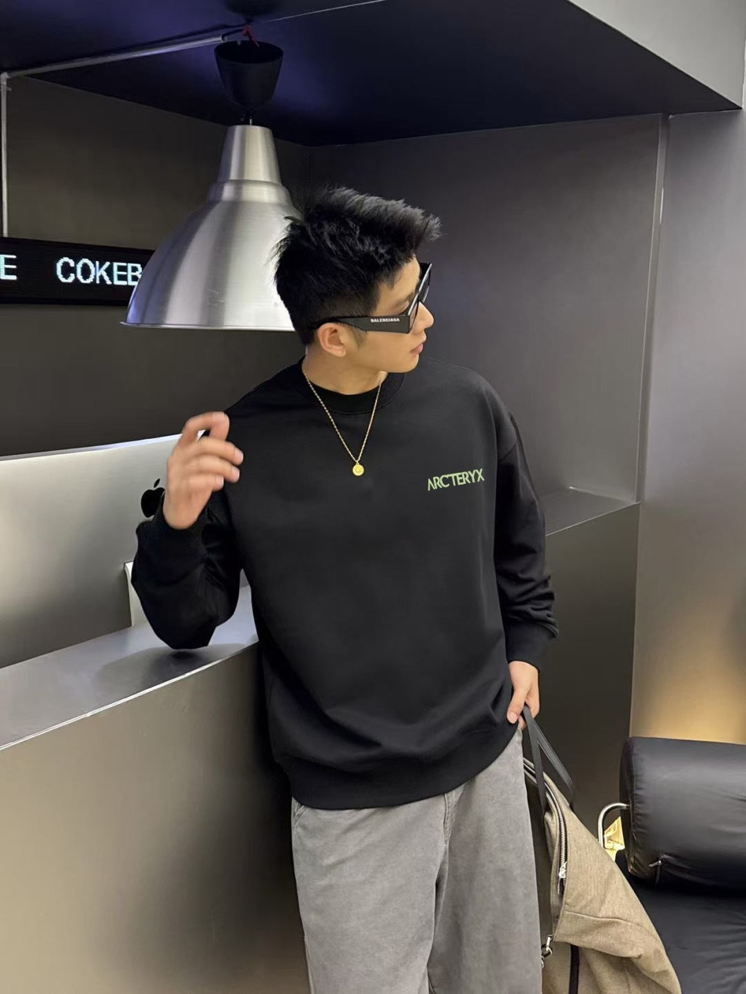 ARC'TERYX小鸟*2025秋冬新款 个性logo印花 定制面料400g 圆领卫衣 男女同款尺码：S