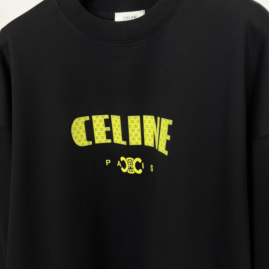 CELINE 2025早秋新款字母胶印纯棉宽松休闲卫衣以100%纯棉面料打造，柔软亲肤，透气性上佳，带来