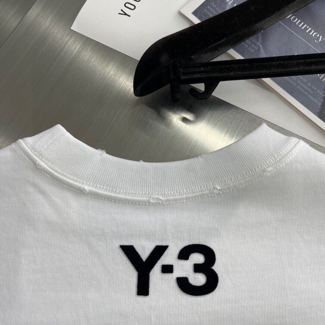 Y-3 新款长袖T恤，胸前经典logo印花工艺，领子小磨破设计，宽松版型男女同款，尺码：S-XL