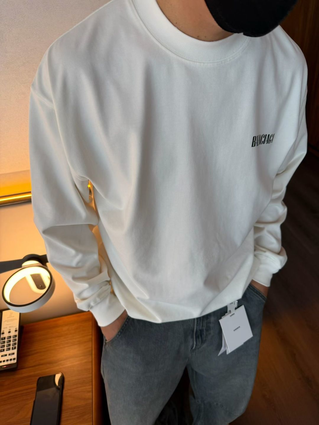 2025秋冬新款巴黎世家磨破长袖XS-XL