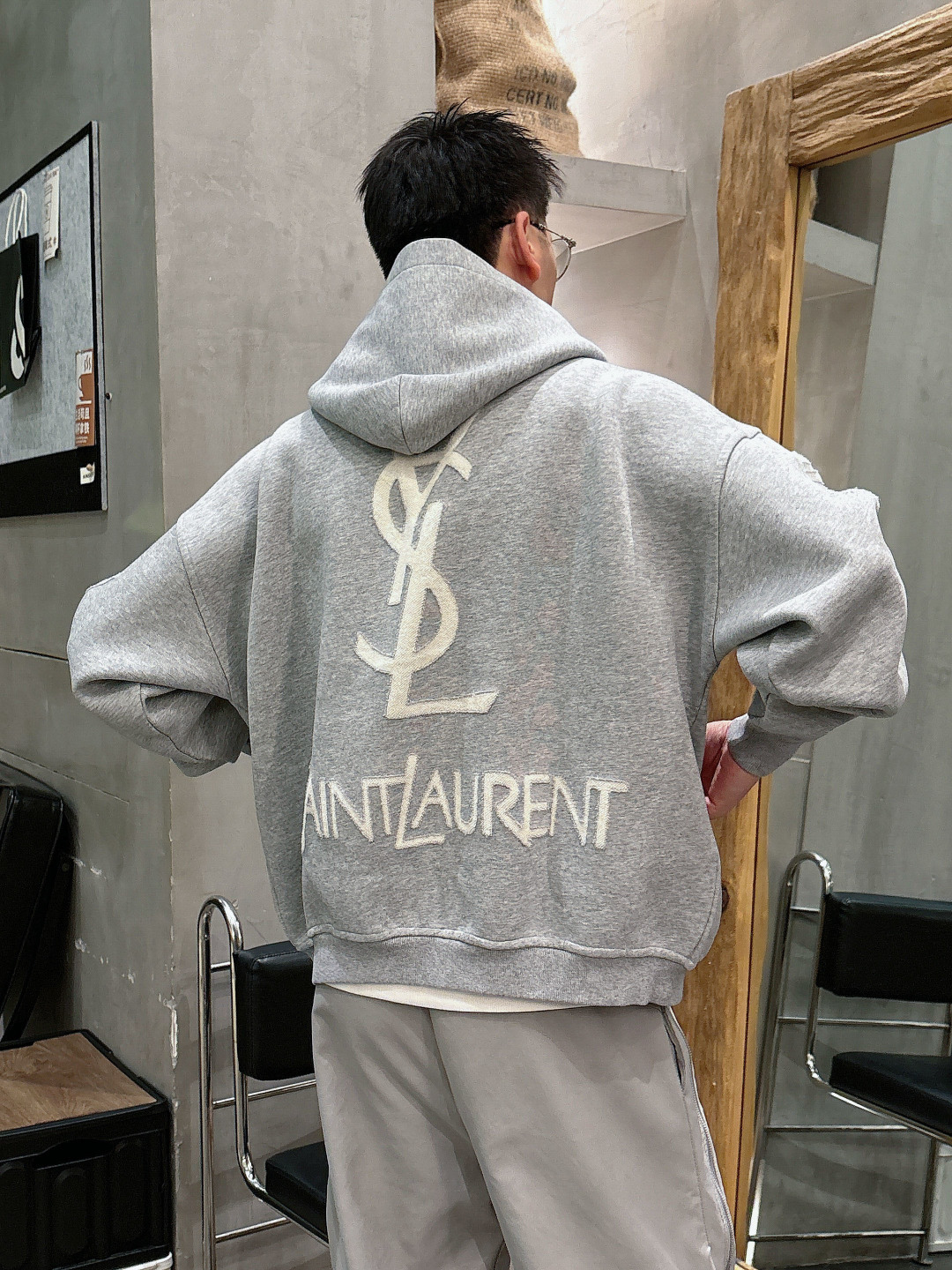 2025秋冬新款YSL重工艺烧花厚款外套码数 : S-XL