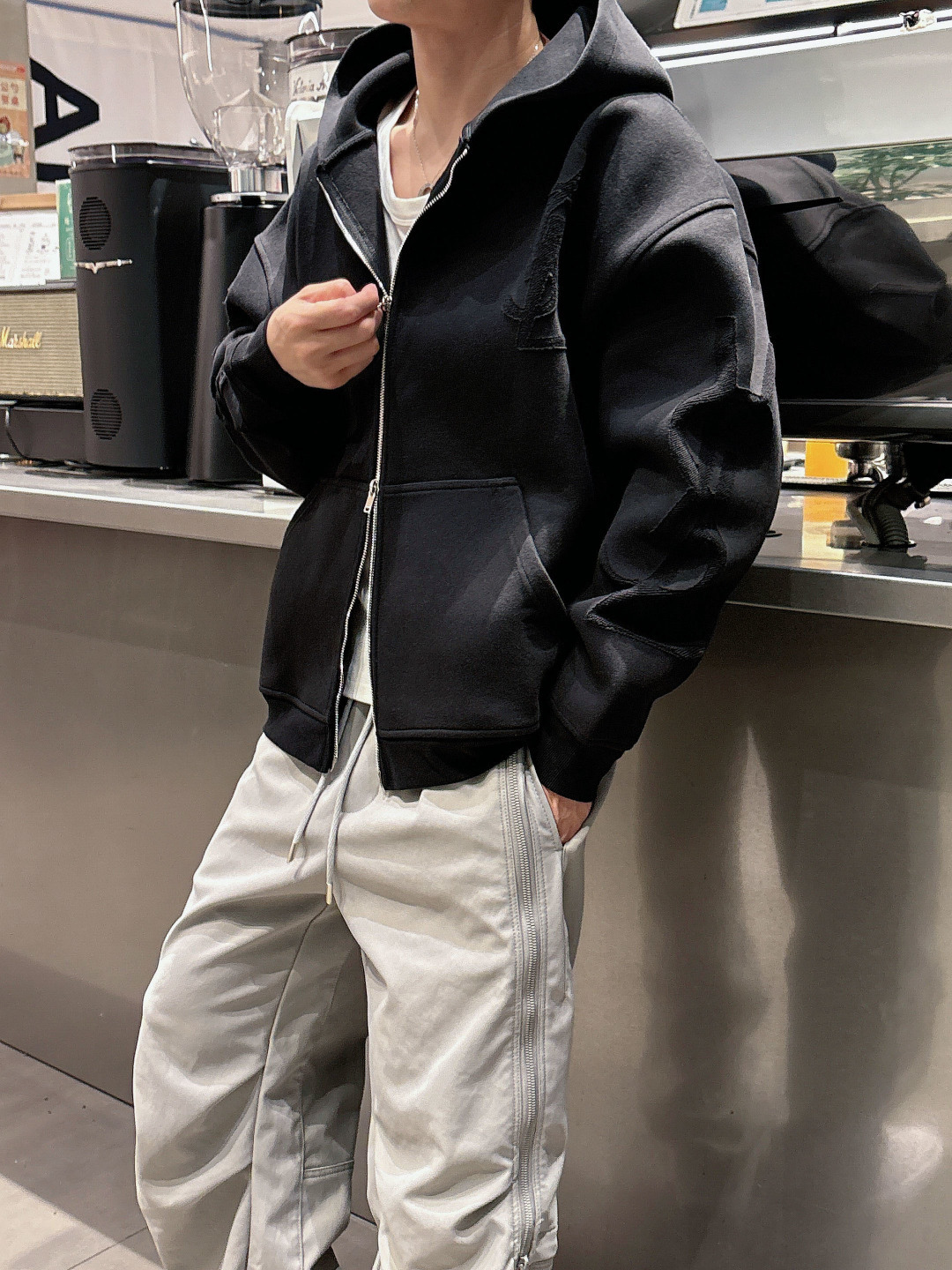 2025秋冬新款YSL重工艺烧花厚款外套码数 : S-XL