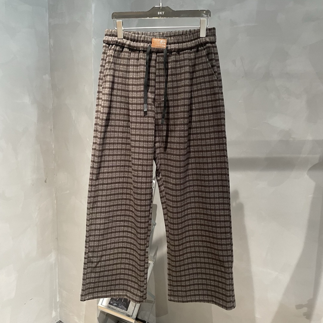 MM6🌟秋冬新款休闲裤🆕采用优质面料，具有质感，松紧腰带设计，超级时尚洋气！码数：S-2XL 男女同款（