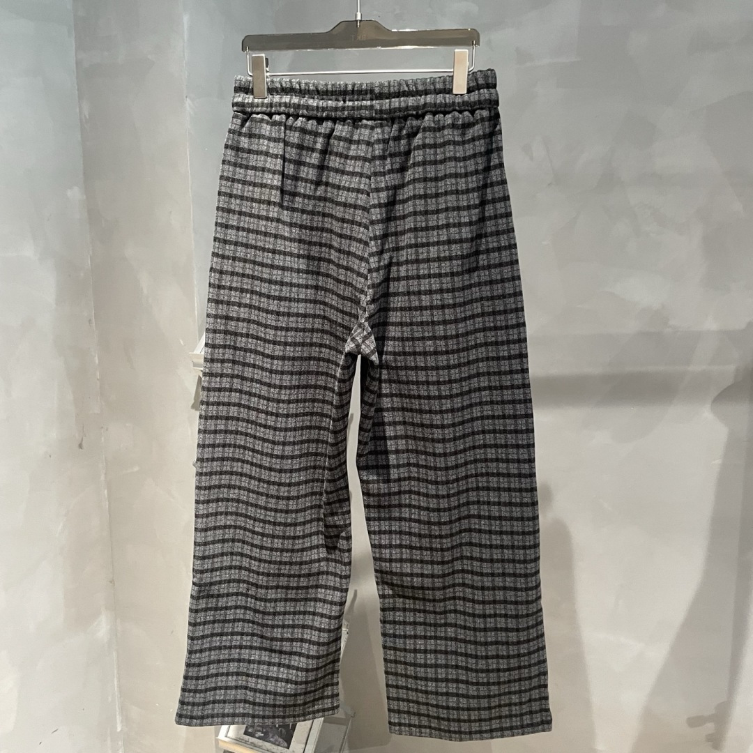 MM6🌟秋冬新款休闲裤🆕采用优质面料，具有质感，松紧腰带设计，超级时尚洋气！码数：S-2XL 男女同款（