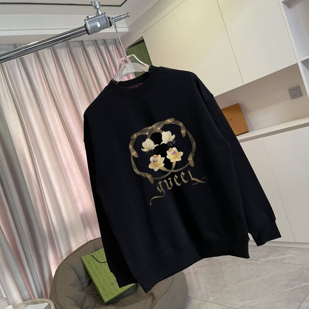 GUCC*2025秋冬新款 个性字母logo印花 定制面料400g 圆领卫衣 男女同款颜色：黑色 杏色 