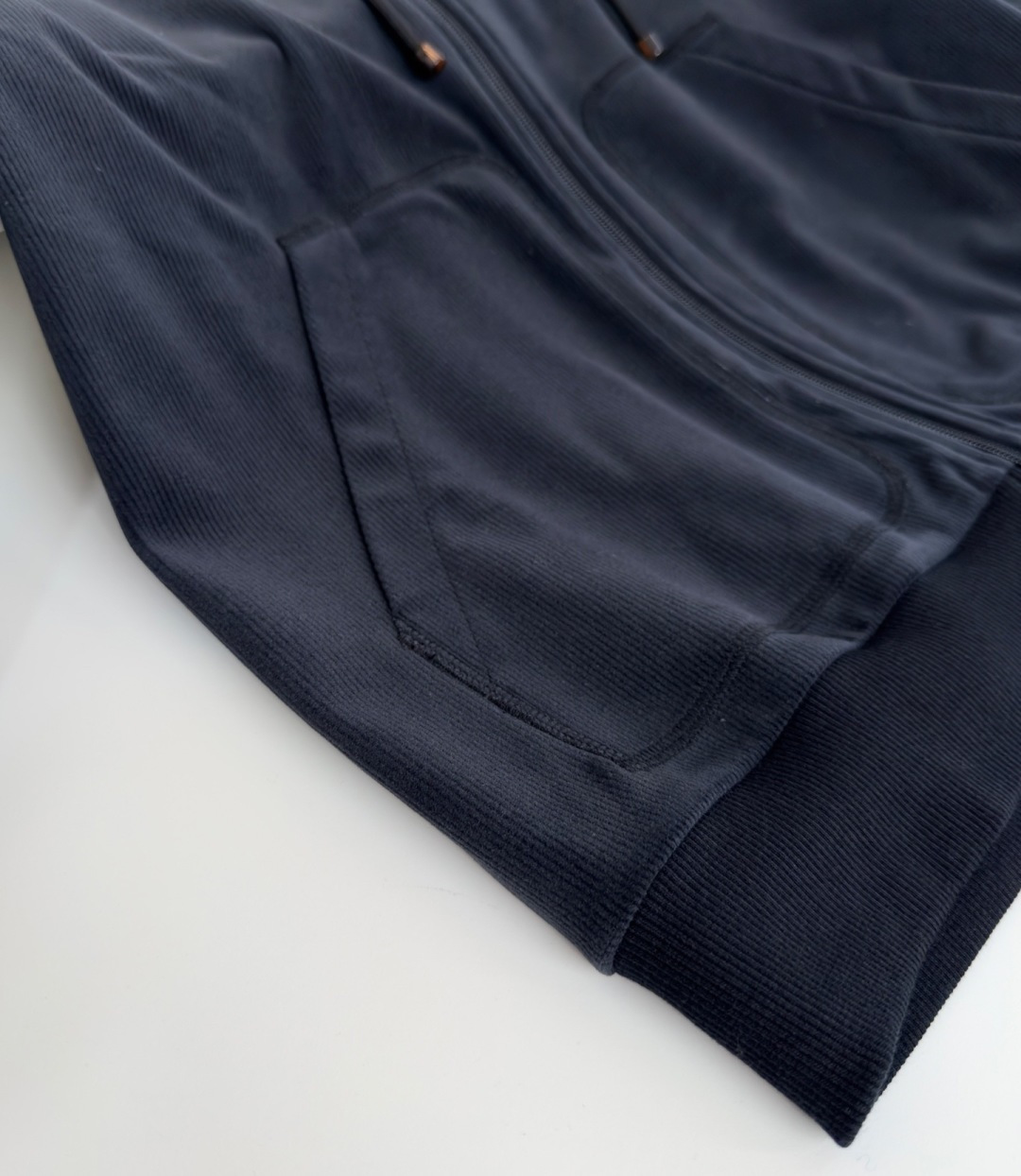 Bru**llo Cuci**lli 老钱新贵推荐！客供订织坑条男士连帽休闲卫衣外套 他家设计师钟爱的竖