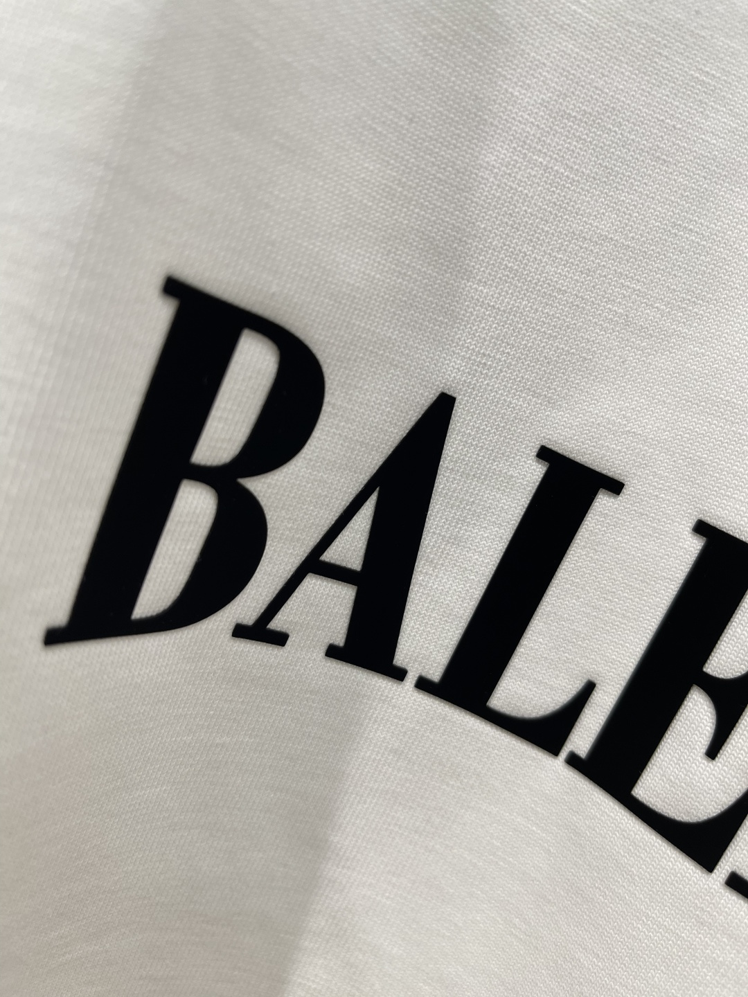 2025秋冬新款巴黎世家打底长袖码数 ：XS S M L XL