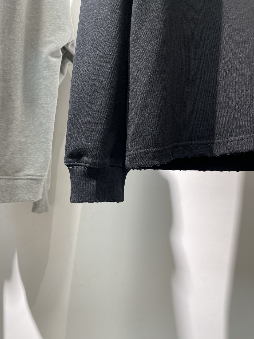 2025秋冬新款巴黎世家打底长袖码数 ：XS S M L XL