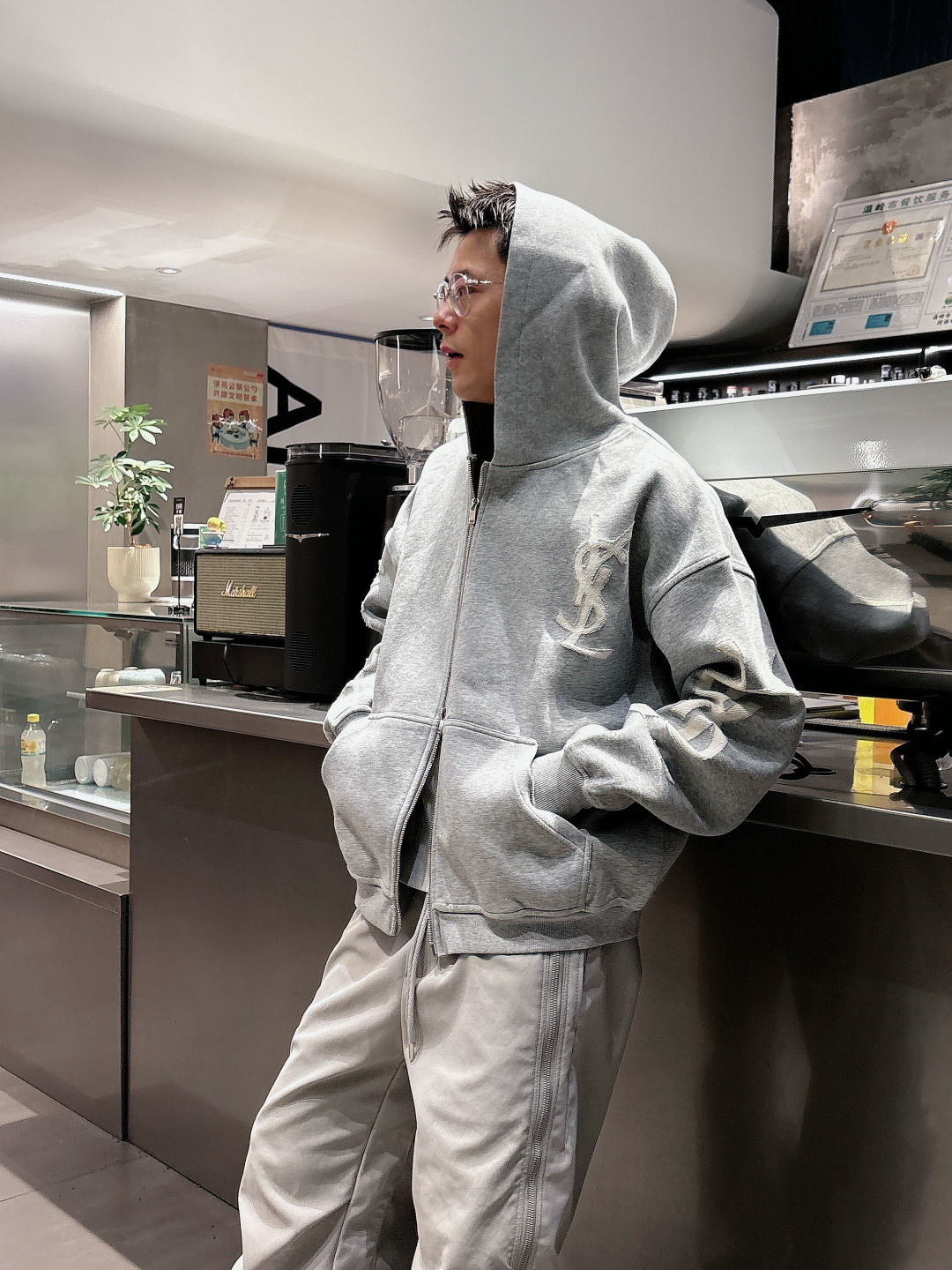 2025秋冬新款YSL重工艺烧花厚款外套码数 : S-XL