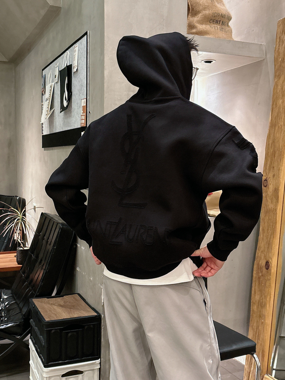 2025秋冬新款YSL重工艺烧花厚款外套码数 : S-XL