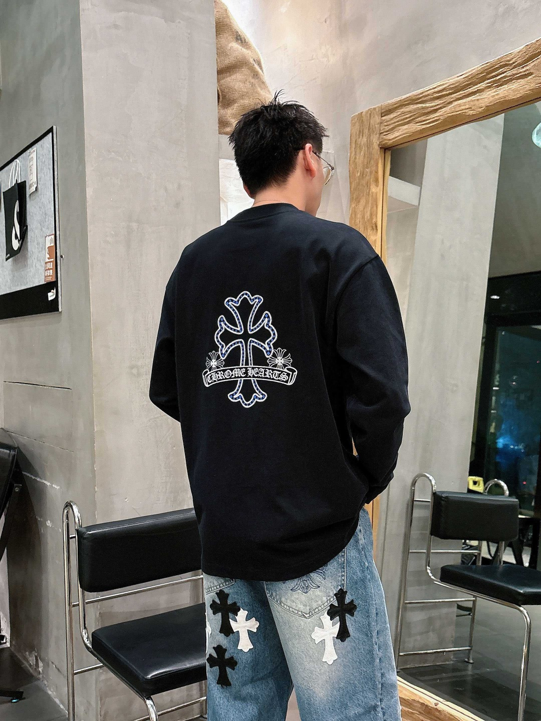 25新款磨毛长袖阔版T恤颜色：黑，白尺码：S-2XL