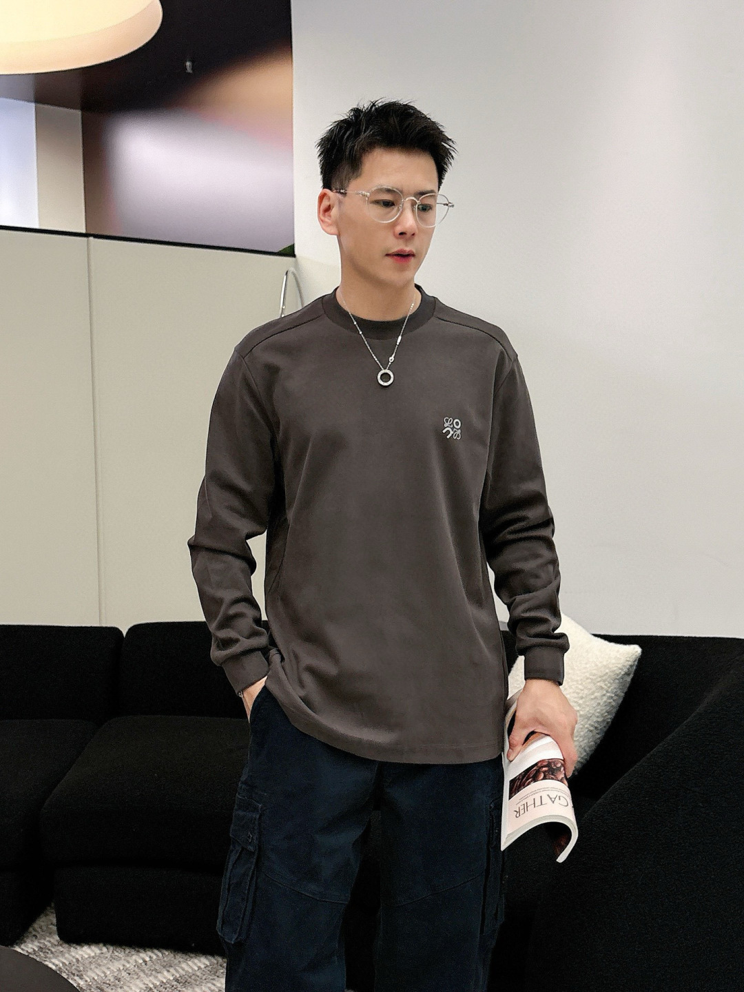 LOEW 2025秋冬系列长袖T恤码数：M-5XL 微阔版型潮流罗马磨毛。面料表面刷毛做磨毛工艺与特殊罗