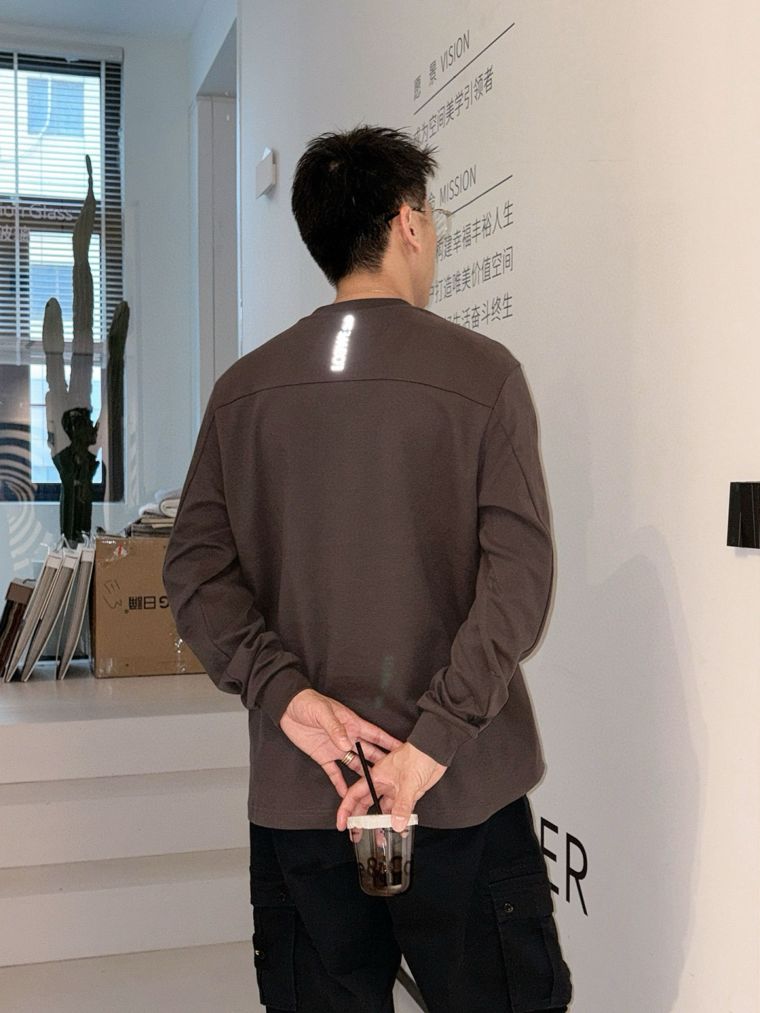 LOEW 2025秋冬系列长袖T恤码数：M-5XL 微阔版型潮流罗马磨毛。面料表面刷毛做磨毛工艺与特殊罗