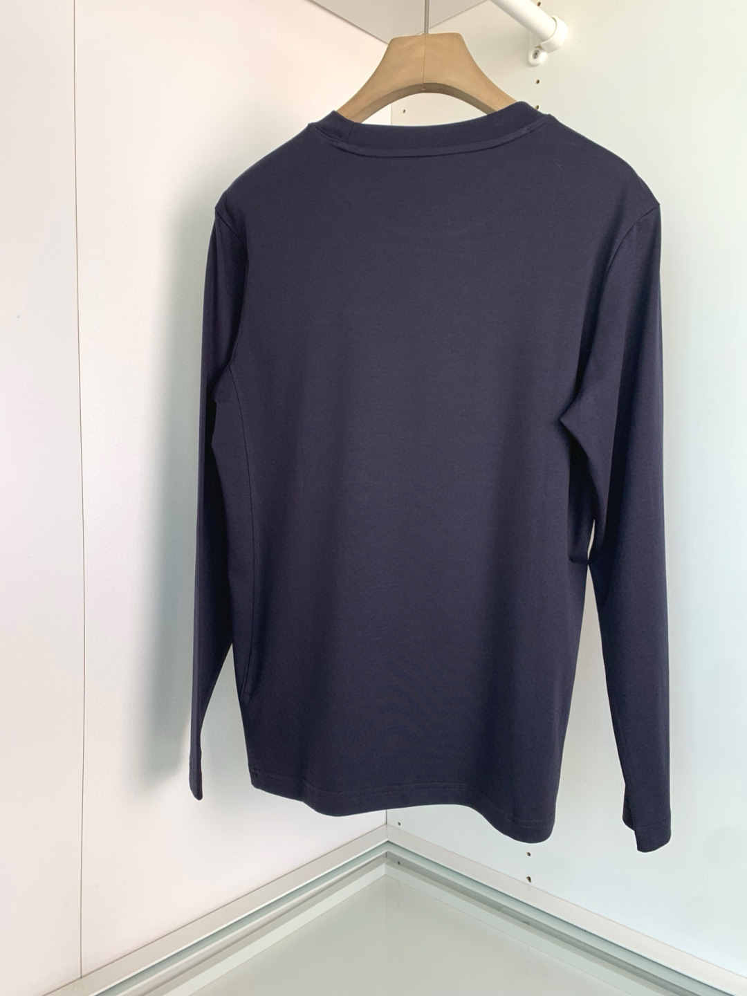 打底系列季度：2025秋冬颜色：黑色 白色 金铜色 石墨灰 藏青色 军绿色尺码: m-5xL版型：长袖打