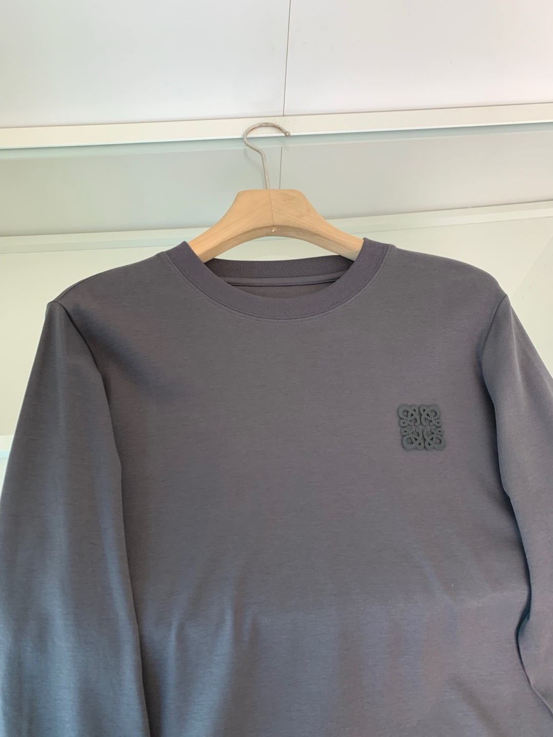 打底系列季度：2025秋冬颜色：黑色 白色 金铜色 石墨灰 藏青色 军绿色尺码: m-5xL版型：长袖打