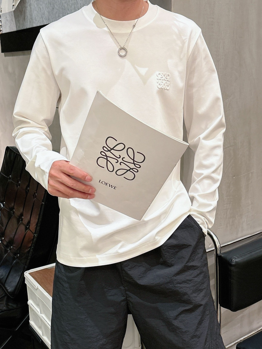 打底系列季度：2025秋冬颜色：黑色 白色 金铜色 石墨灰 藏青色 军绿色尺码: m-5xL版型：长袖打