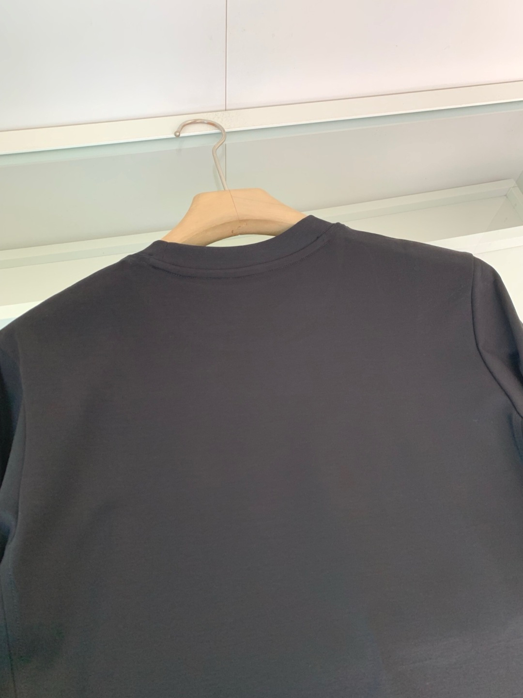 打底系列季度：2025秋冬颜色：黑色 白色 金铜色 石墨灰 藏青色 军绿色尺码: m-5xL版型：长袖打