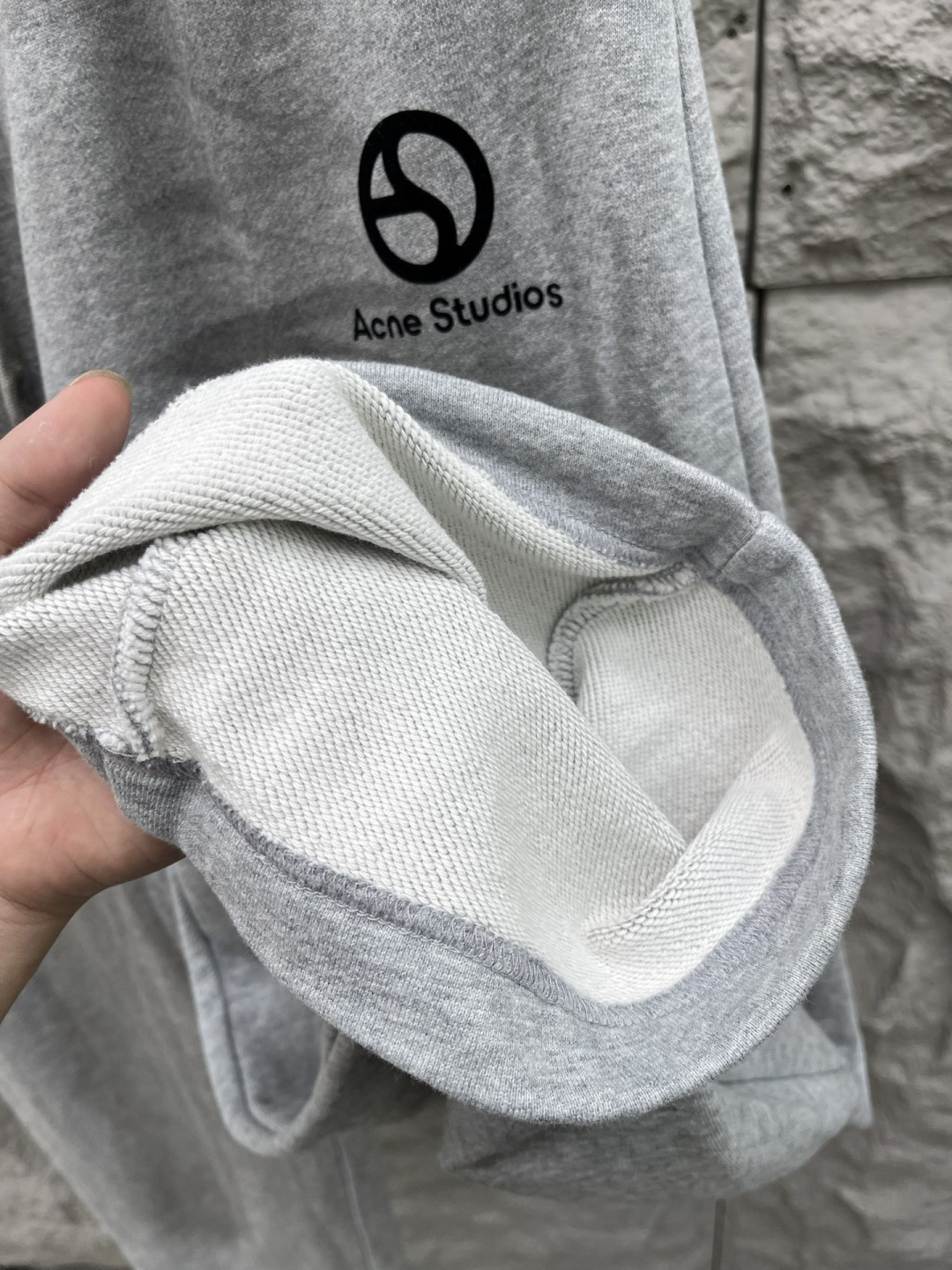 Acne🔥🔥冬季新款休闲裤，采用优质棉布毛圈面料，面料超级舒适透气！整体水洗超级好看炫酷！搭配品牌标识，