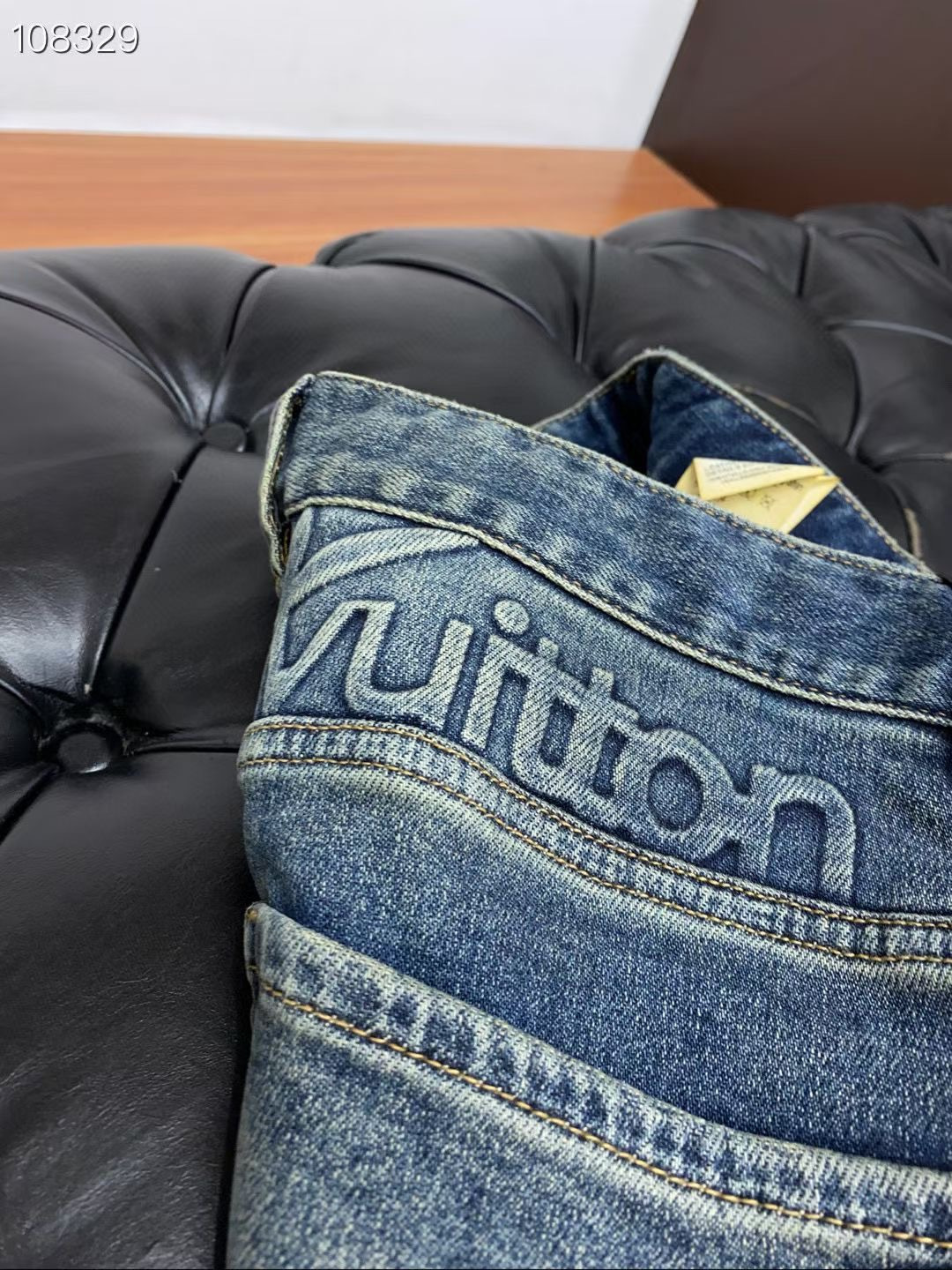 𝟐𝟎𝟐𝟓秋冬上新驴家高订欧货牛仔 现货供应 高端精梳棉面料 纳米洗洗码数: 𝟐𝟗-𝟑𝟖