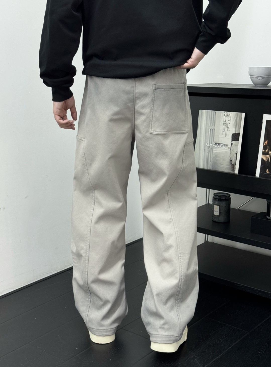 新款秋冬加绒裤子[庆祝][庆祝]码数：M-3xL颜色：黑，灰款号：5068-H