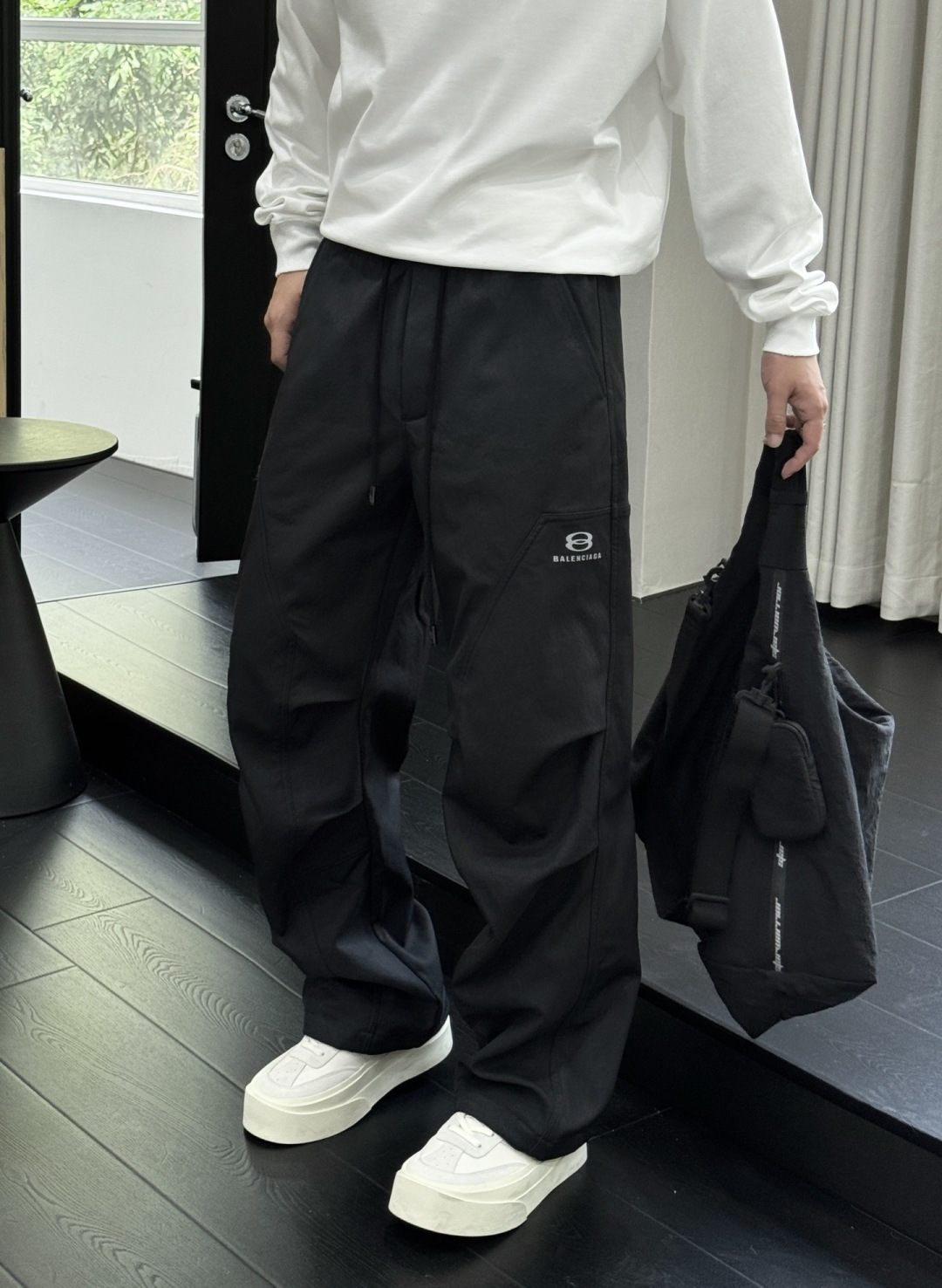 新款秋冬加绒裤子[庆祝][庆祝]码数：M-3xL颜色：黑，灰款号：5068-H