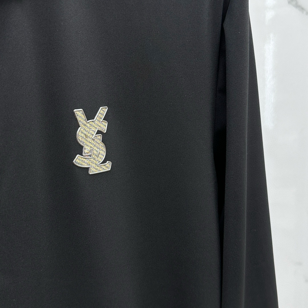 Ysl 圣罗兰 2025秋冬新品发布⌚️🔥潮品休闲衬衫，定义高端产品 3D立体制版、贴身舒适，欧洲标准环