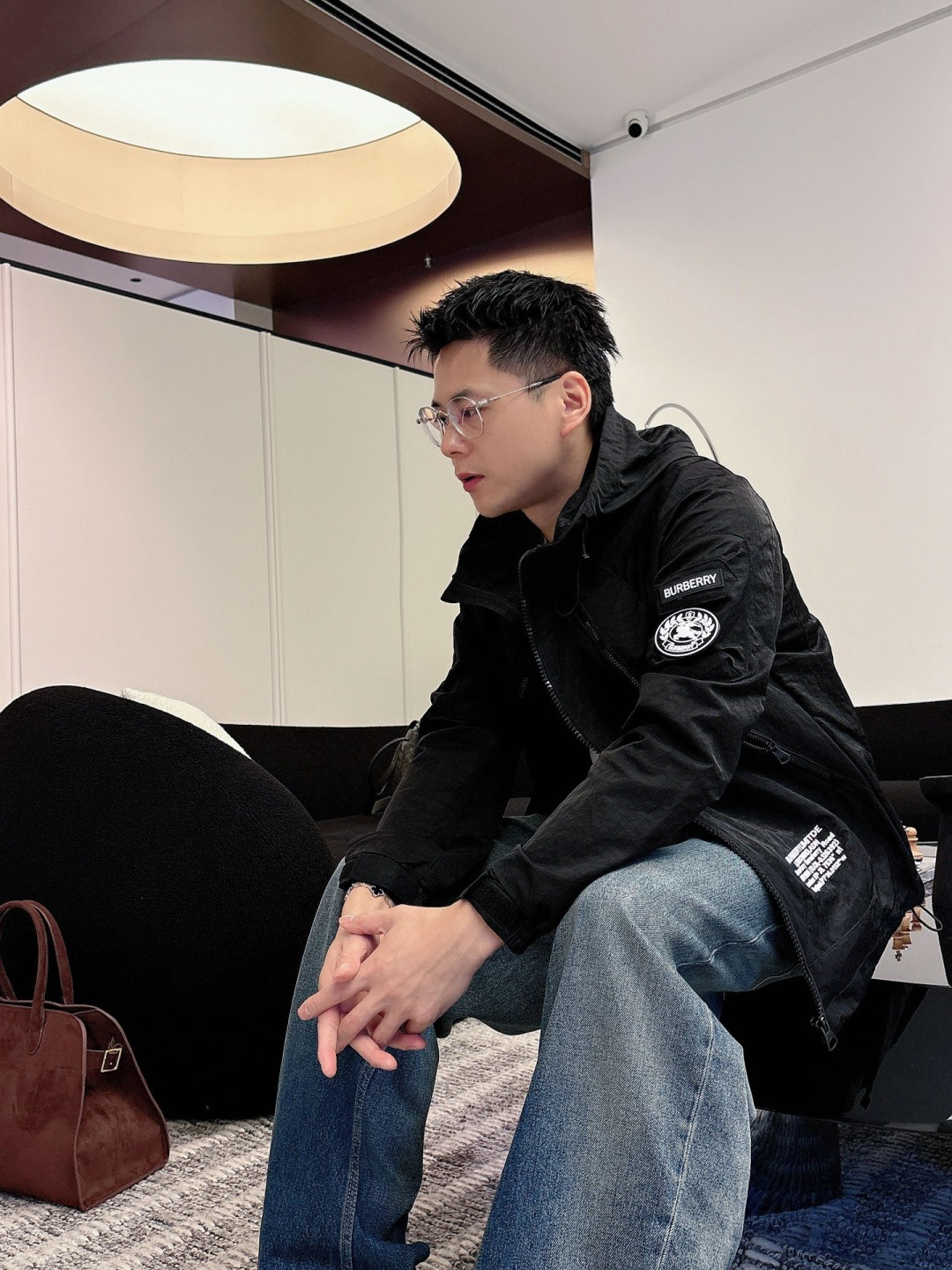 巴宝莉 2025秋季新款夹克外套，秀场新品‼品相非常完美，舒适保暖，三标齐全色泽饱满诱人，非常出彩的设计