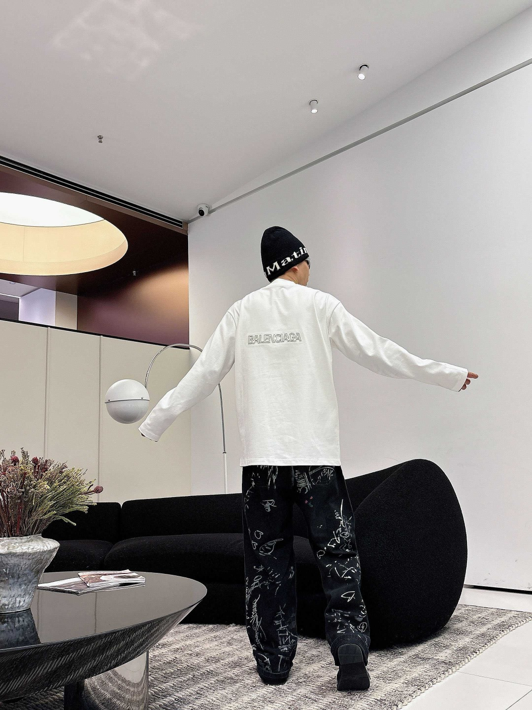 25新款磨毛长袖阔版T恤颜色：黑，白尺码：S-2XL