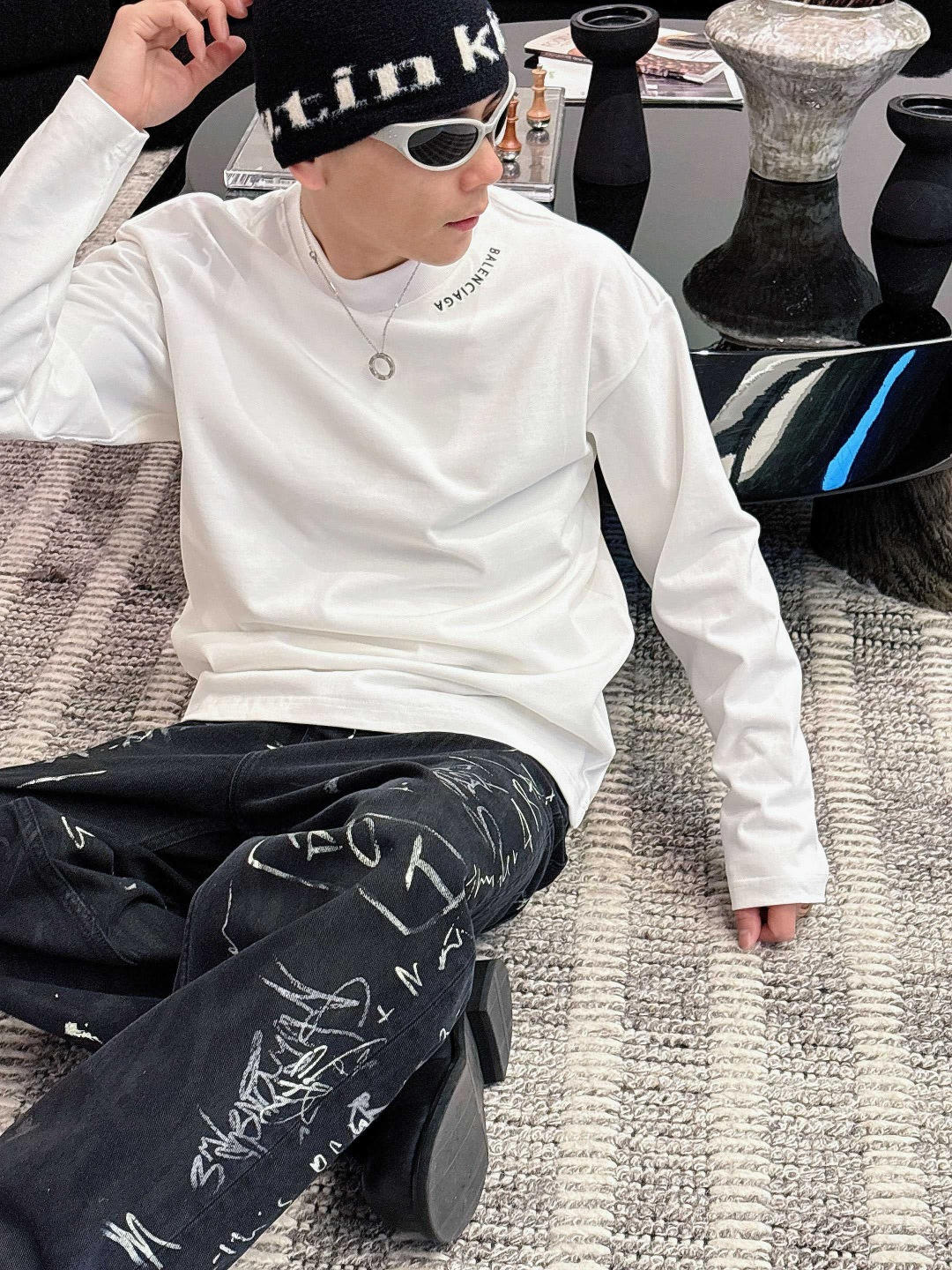 25新款磨毛长袖阔版T恤颜色：黑，白尺码：S-2XL