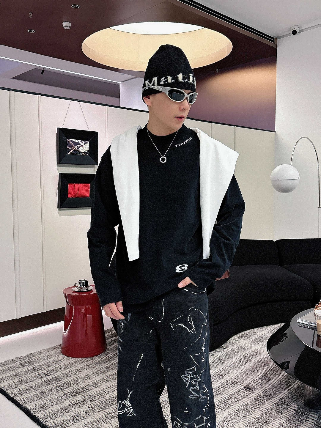 25新款磨毛长袖阔版T恤颜色：黑，白尺码：S-2XL