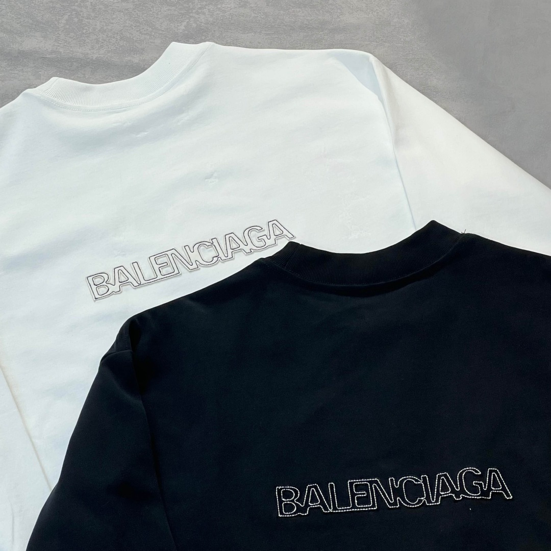 25新款磨毛长袖阔版T恤颜色：黑，白尺码：S-2XL