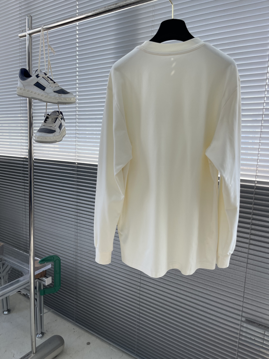 Dio 2025秋冬系列休闲长袖T恤码数：M-5XL 微阔版型潮流罗马磨毛。面料表面刷毛做磨毛工艺与特殊