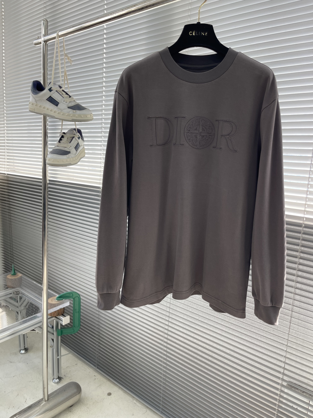 Dio 2025秋冬系列休闲长袖T恤码数：M-5XL 微阔版型潮流罗马磨毛。面料表面刷毛做磨毛工艺与特殊