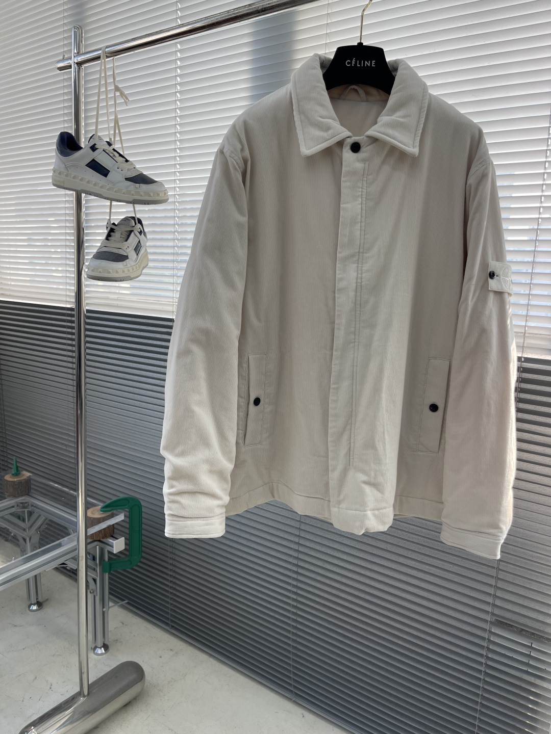 Stone Island 2025秋冬新款系列夹克外套 码数：M-3XL 微阔版型 石头岛灯芯绒翻领棉服