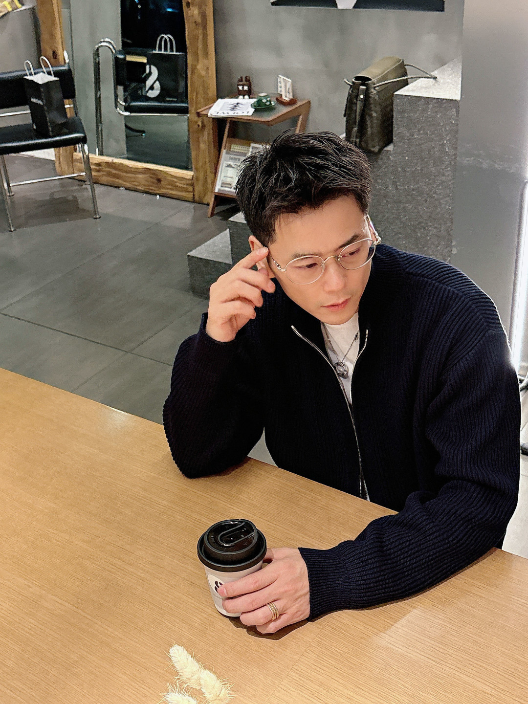 2025新款毛衣款号：J95002码数M-3XL