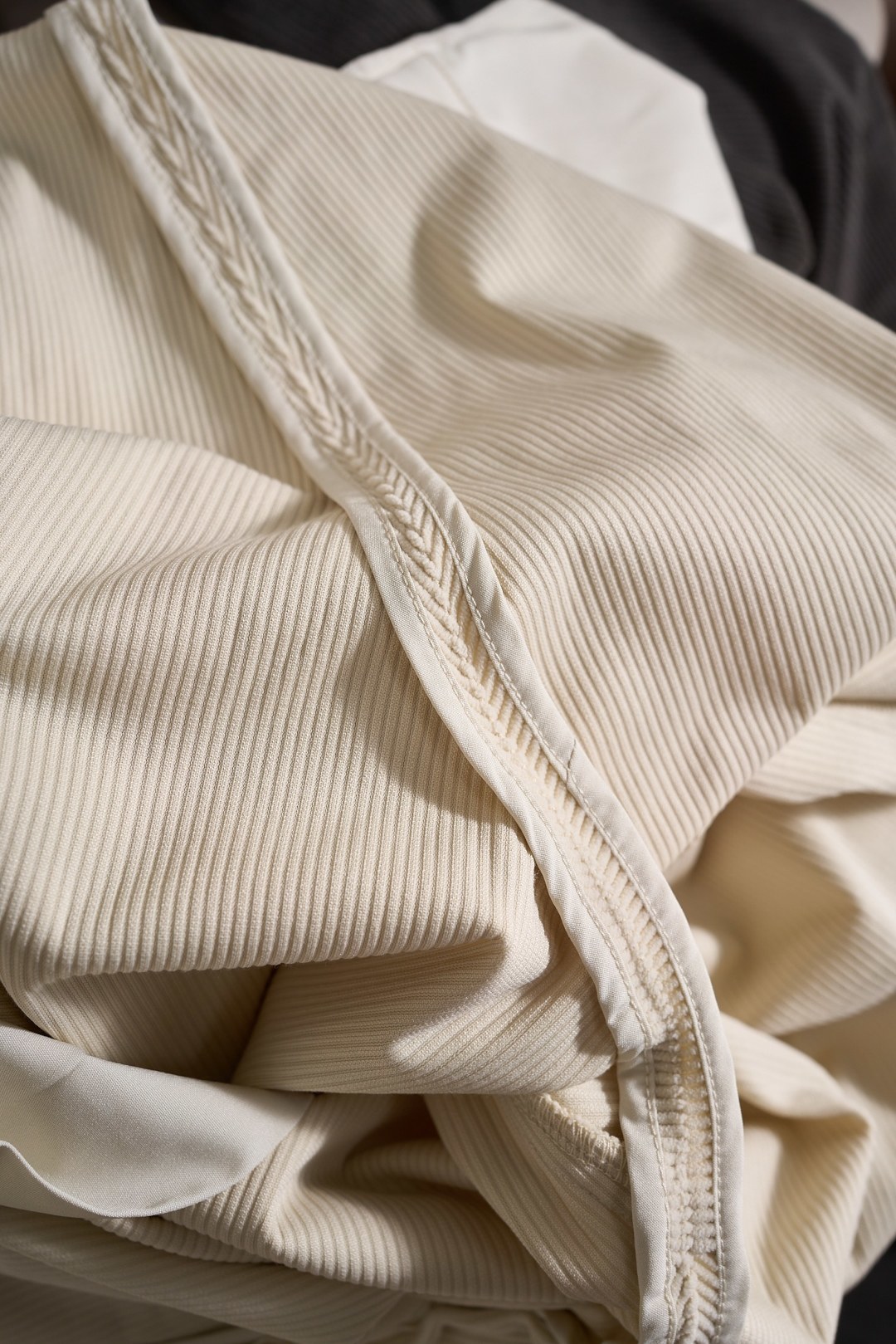 S7505 II 2025 A/W New 新品颜色：深灰 杏色尺码：M—3XL码 合身版型P.S：Z家